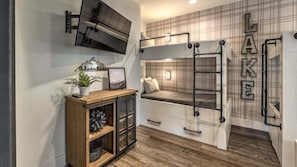 5 chambres, fer et planche à repasser, Wi-Fi gratuit, draps fournis