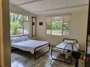 5 Schlafzimmer, Schreibtisch, WLAN, Rollstuhlgeeignet
