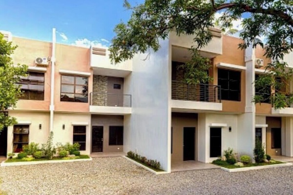 Brand new apartment walking distance to the center of town.