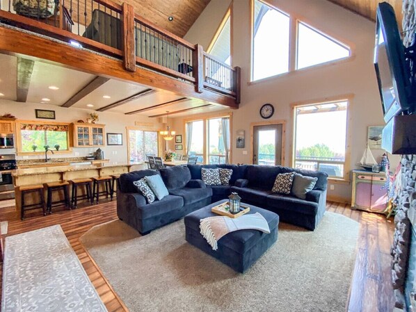TV, fireplace, video games, DVD player