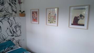 1 chambre, lit parapluie, Wi-Fi, draps fournis