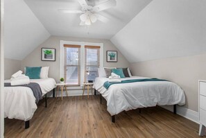4 bedrooms, desk, iron/ironing board, travel crib