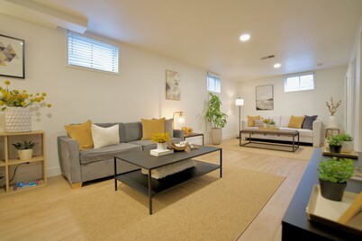 Cozy Private Retreat Near University of Denver