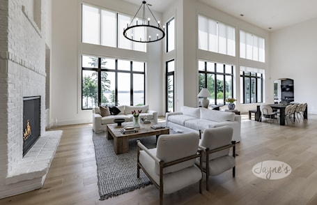 TV. Magazine worthy 8 bed 7 bath cottage on Lake Simcoe! South Exposure!