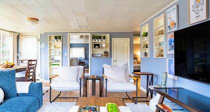 Hidden gem in vibrant downtown Redmond mins/ from Microsoft Marymoor,Woodinville