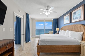 3 chambres, fer et planche à repasser, lit parapluie, Wi-Fi gratuit