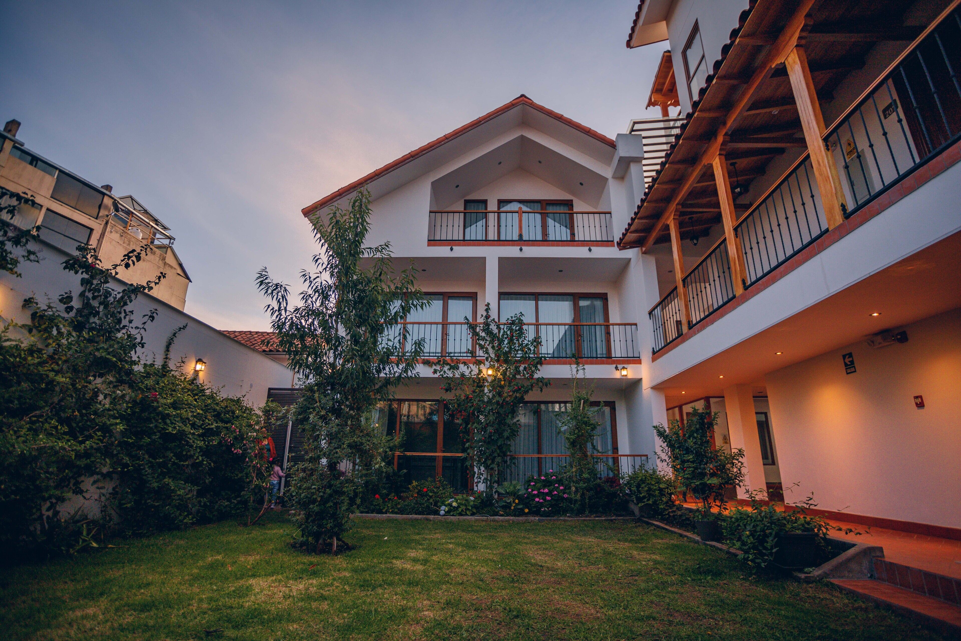 تفاصيل الفندق من الداخل