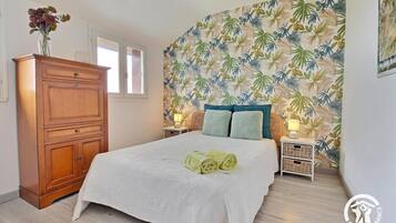 4 chambres, bureau, fer et planche Ă repasser, Wi-Fi gratuit