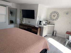 1 bedroom, iron/ironing board, travel crib, free WiFi