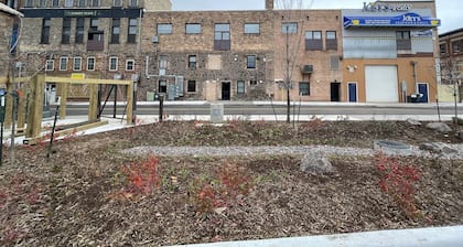 Canalside Suite- Downtown Houghton Ground Level Apartment