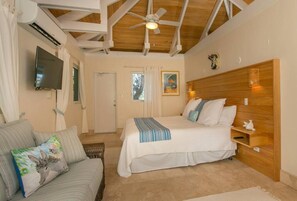 5 bedrooms, desk, iron/ironing board, WiFi