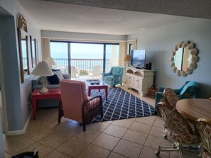 Smart TV - 5th Floor View of Beach and Ocean- Full condo- 2 pools-  (Emerald Isle)