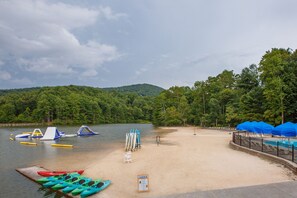 Beach - Lake's Edge Lodge - Water Views, & Community Golf! (Big Canoe)