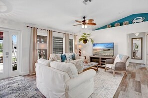 Smart TV, fireplace, ping pong, books