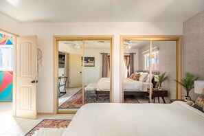 2 Schlafzimmer, Schreibtisch, Bügeleisen/Bügelbrett, kostenloses WLAN