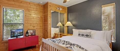 3 chambres, bureau, Wi-Fi, draps fournis