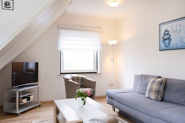 صورة غير مصنفة، 1 من 16، زرّ