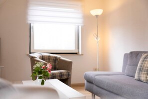 صورة غير مصنفة، 5 من 16، زرّ