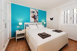 1 chambre, fer et planche Ă repasser, Wi-Fi gratuit, draps fournis