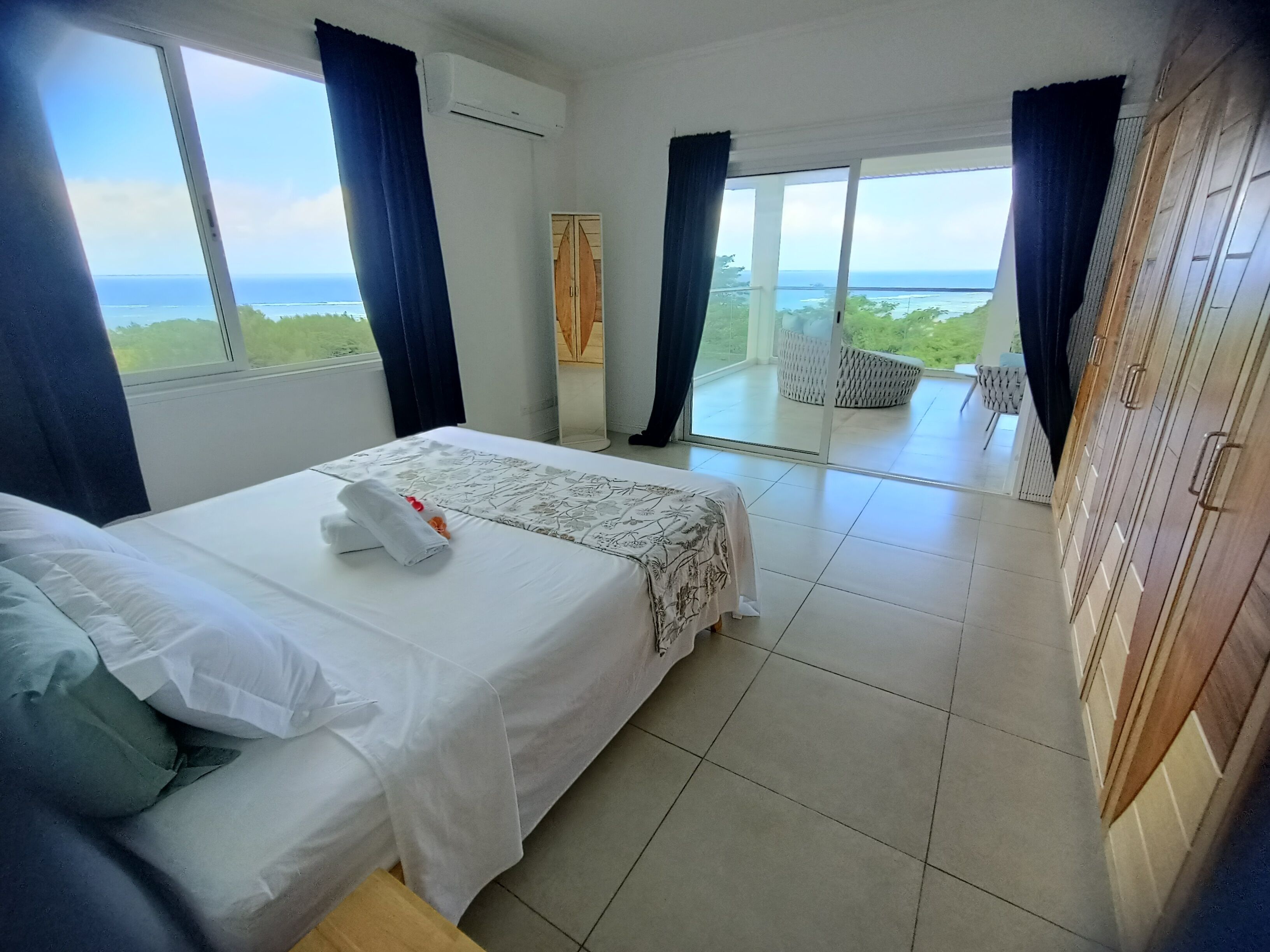 2 bedrooms, in-room safe, iron/ironing board, travel crib