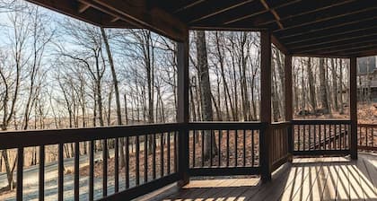 4 BR cabin mins to trails & breweries pets welcome