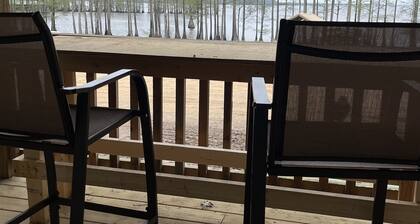 The Texas Rig - Cabin on Caddo Lake