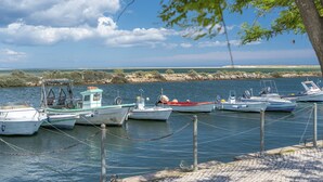 Marina - LV Premier FU1 heated pool, AC, garden, sea view (Moncarapacho)