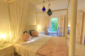 4 slaapkamers, een bureau, een strijkplank/strijkijzer, gratis wifi