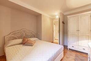 2 habitaciones, wifi gratis y ropa de cama 