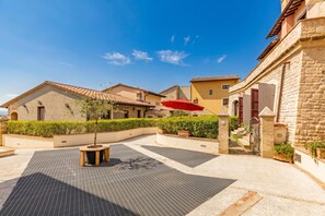 Property grounds - Le Acetaie With Shared Pool, Ficulle, Italy (Ficulle)