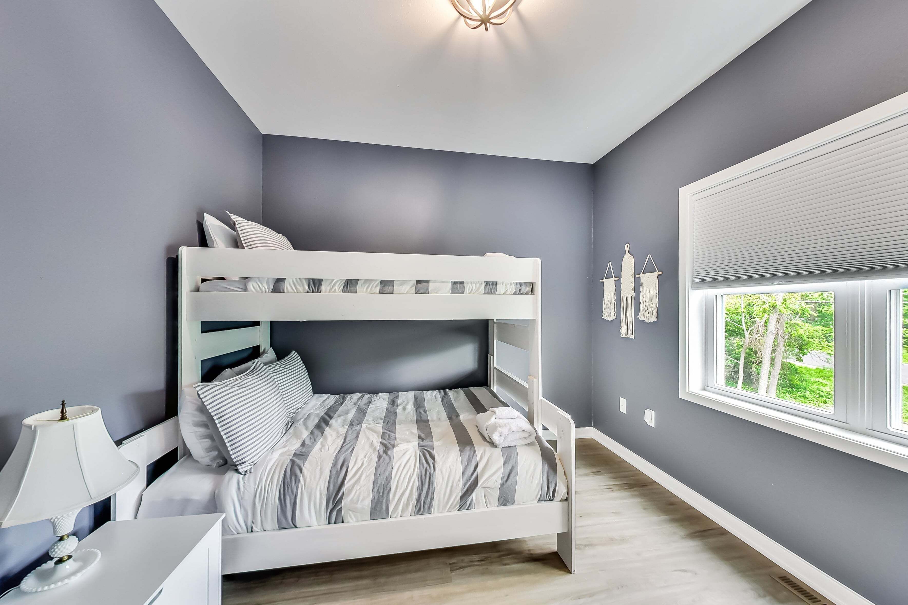 4 chambres, fer et planche à repasser, Wi-Fi gratuit, draps fournis