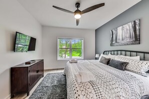 4 bedrooms, iron/ironing board, free WiFi, bed sheets