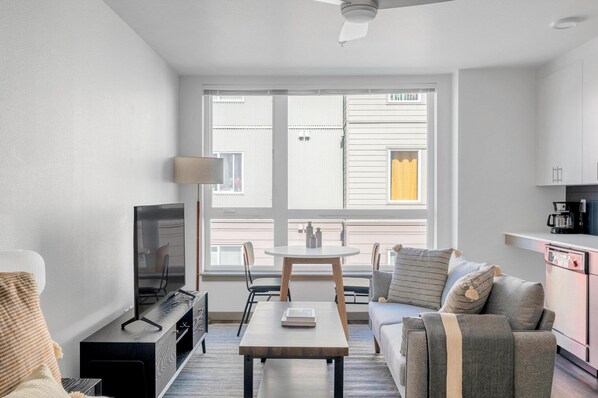 تلفزيون، ستيريو