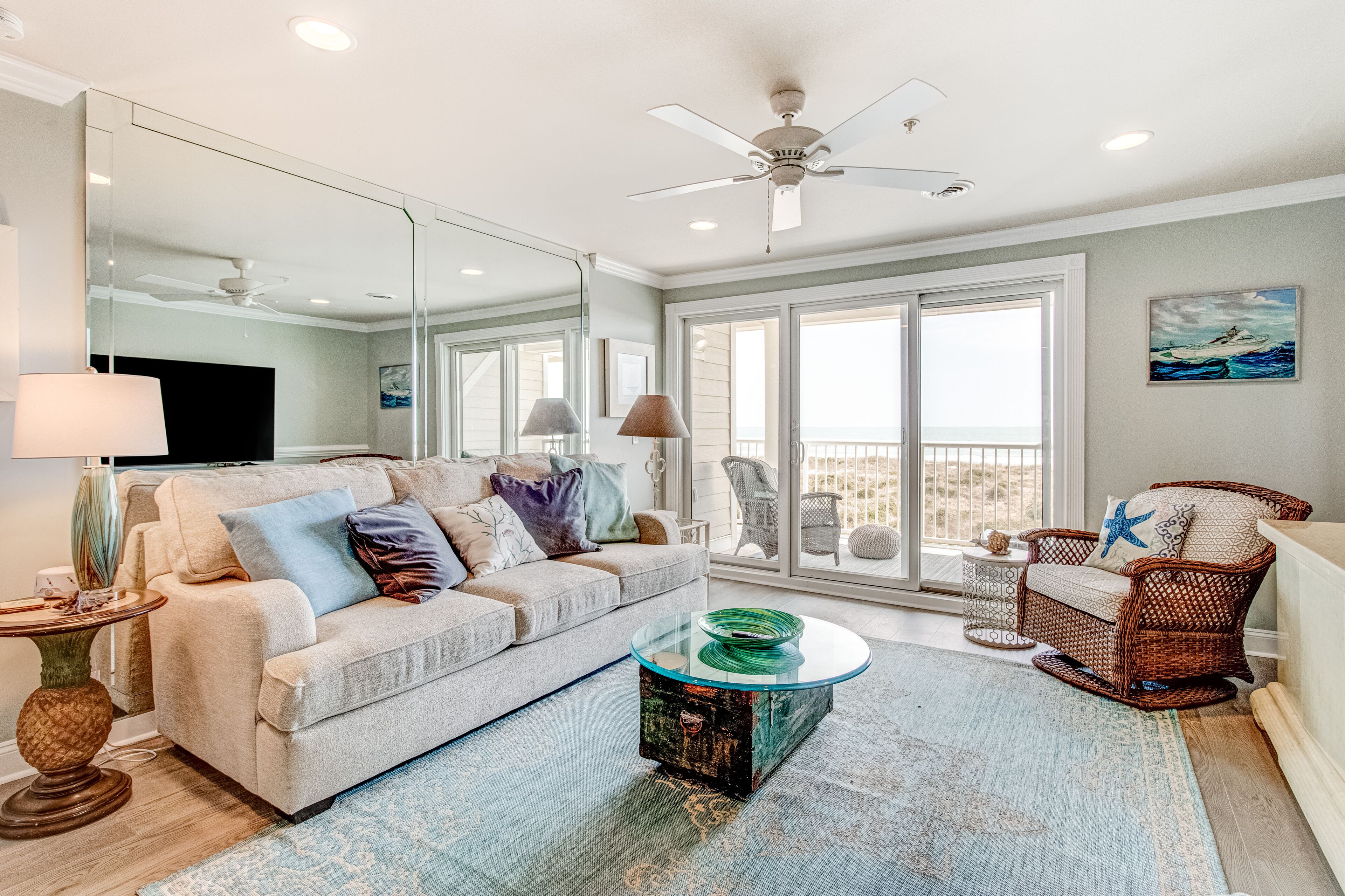 Oceanfront condo with outdoor pools, tennis, and walking pier to the beach