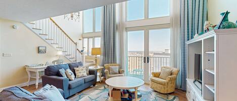 Télévision, lecteur de DVD, table de tennis de table