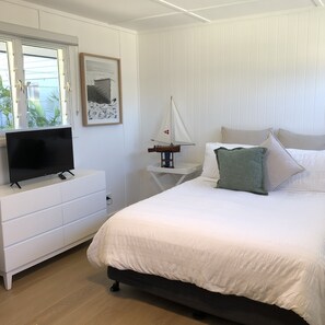 1 chambre, fer et planche à repasser, Wi-Fi gratuit, draps fournis