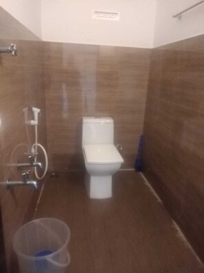 Shower, towels, soap