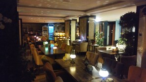 Breakfast and dinner served - Hotel Korykos Kizkalesi (Erdemli)