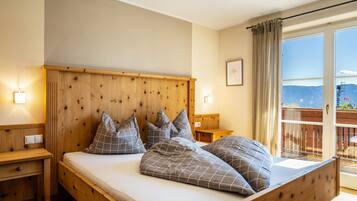 1 chambre, fer et planche Ă repasser, Wi-Fi gratuit, draps fournis