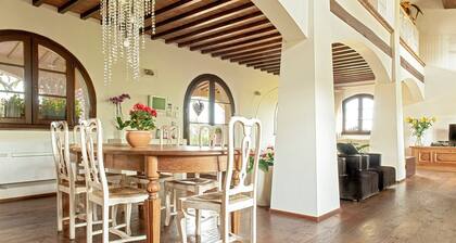 Amazing Villa in the heart of Tuscany