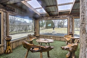 Dining - Spacious Sheboygan Home w/ Grill & Fire Pit! (Sheboygan)