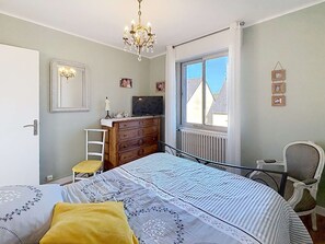 3 bedrooms, WiFi