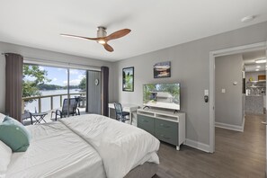 5 bedrooms, iron/ironing board, free WiFi, bed sheets