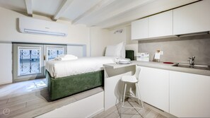 House - Italianway - The B Village Standard - M8 (Milan)
