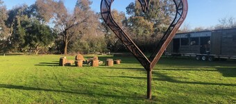 Comfy house on 2.5 acres