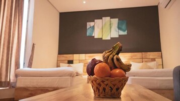 Wifi gratis y ropa de cama 