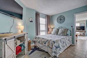 1 bedroom, free WiFi - Charming Condo With Endless Views of the Atlantic! (North Topsail Beach)