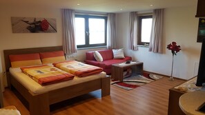 1 makuuhuone, työpöytä, ilmainen Wi-Fi, vuodevaatteet