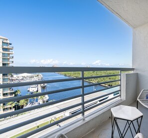 Luxury Apartment, Non Smoking, Ocean View | Terrace/patio