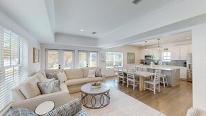 TV - Pet-friendly Oasis w/Pool & Kayak Slip near Beach (Orange Beach)